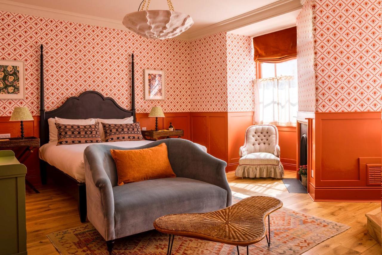 Hotel The Mitre, Hampton Court Kingston upon Thames  Zewnętrze zdjęcie A bedroom at The Mitre